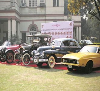 vintage car rental in Udaipur